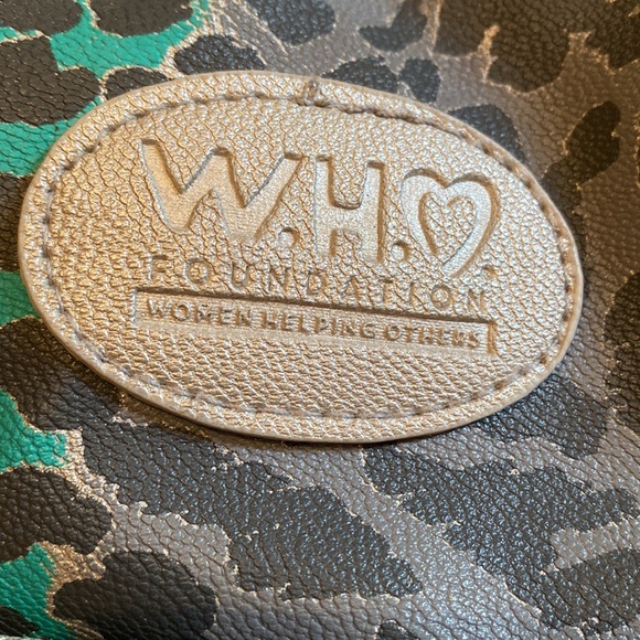 Tote in Silver, Bright Sea Green and Shades of Gray with Cheetah Accent - Picture 3 of 9